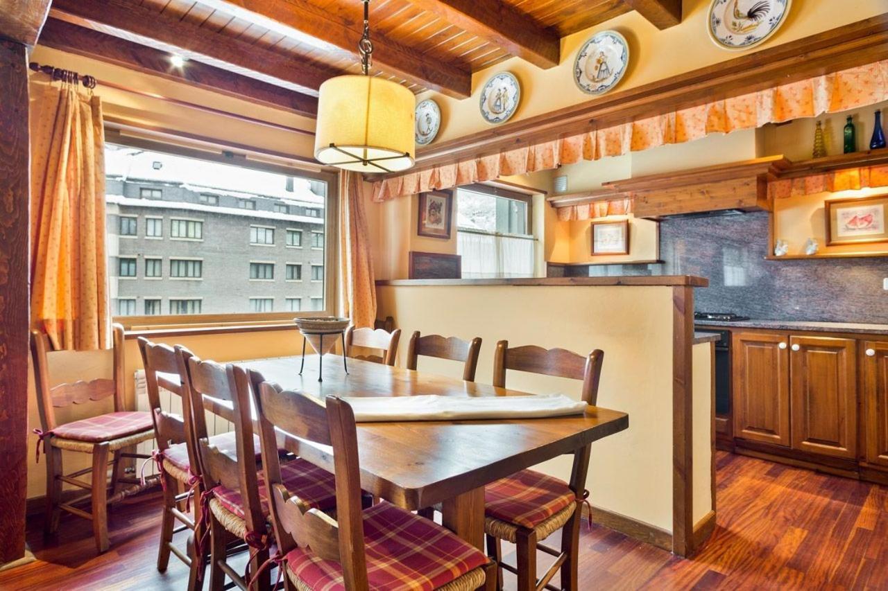Luderna - Apartamento Tuca Vielha e Mijaran Buitenkant foto