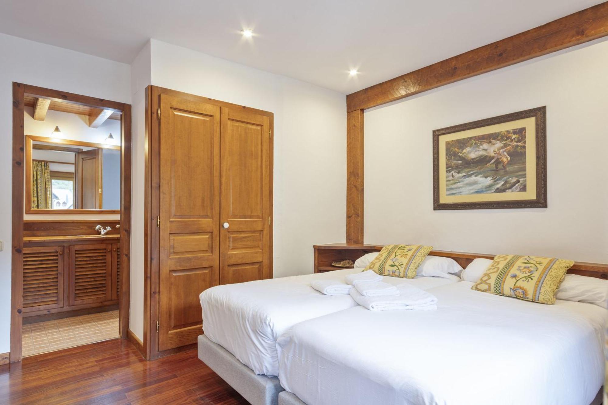 Luderna - Apartamento Tuca Vielha e Mijaran Buitenkant foto